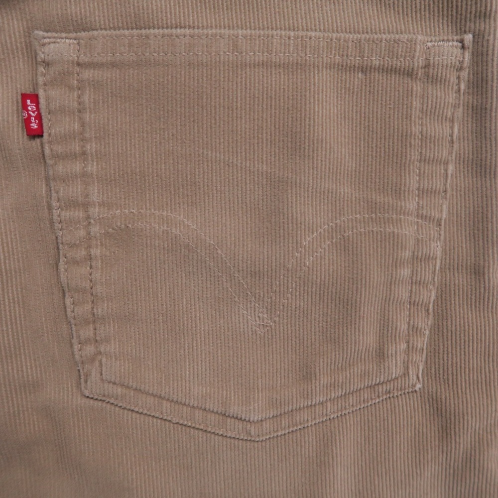 Levi’s- Pants View 5